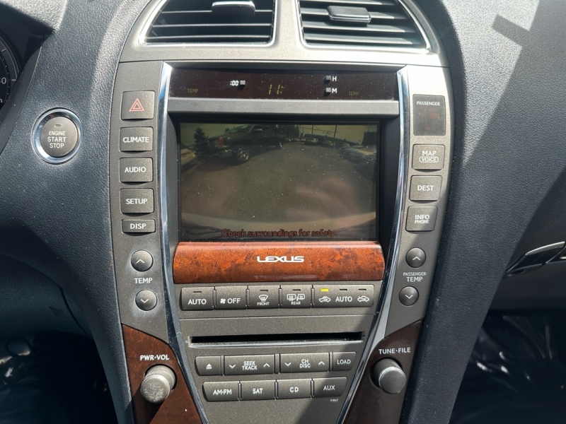 2010 Lexus ES 350 - Photo 12
