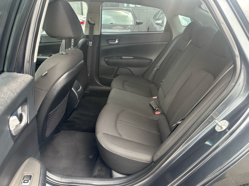 2020 Kia Optima LX - Photo 14