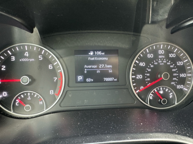 2020 Kia Optima LX - Photo 11
