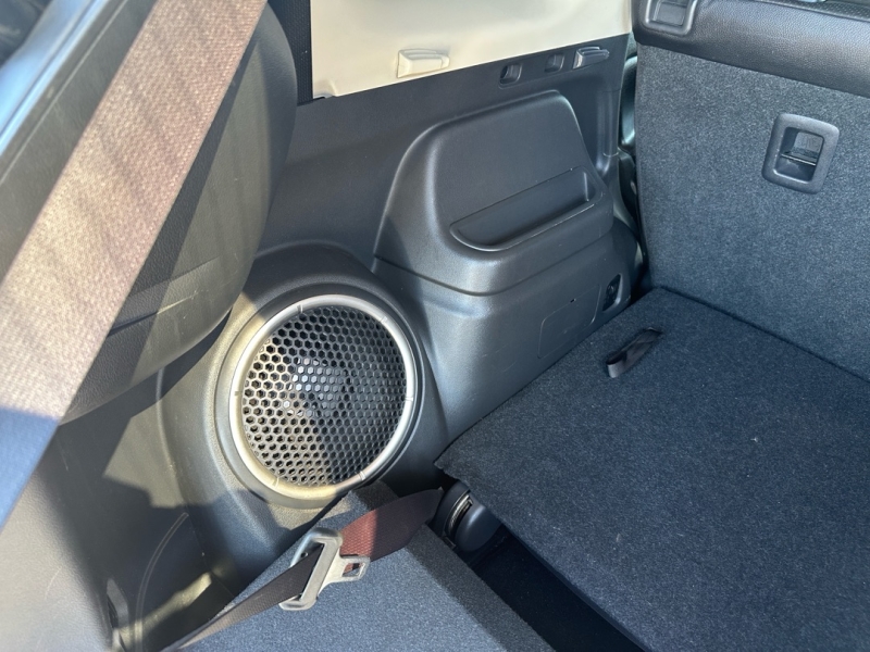 2017 Mitsubishi Outlander SEL - Photo 16
