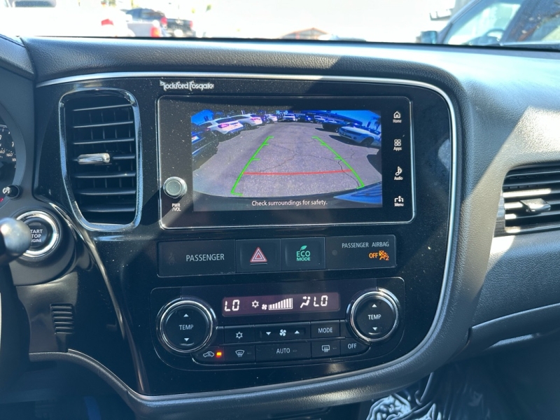 2017 Mitsubishi Outlander SEL - Photo 12