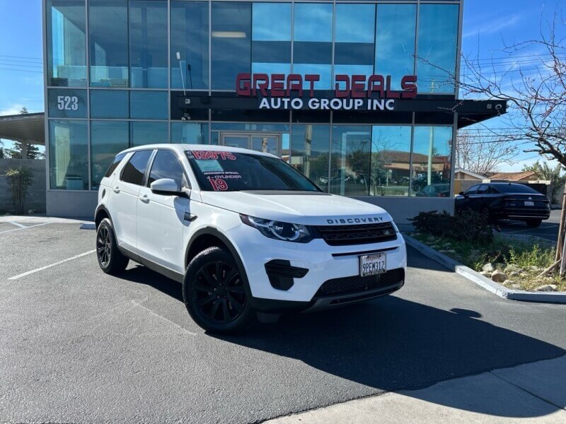 2019 Land Rover Discovery Sport 2.0 SE's photo