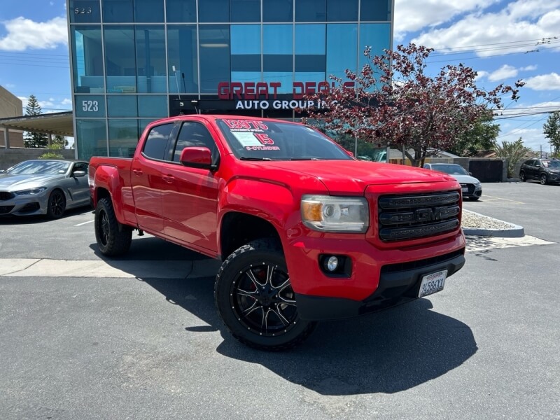 2015 GMC Canyon 2WD SLE Crew Cab Short Box's photo
