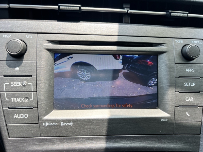 2015 Toyota Prius Four - Photo 27