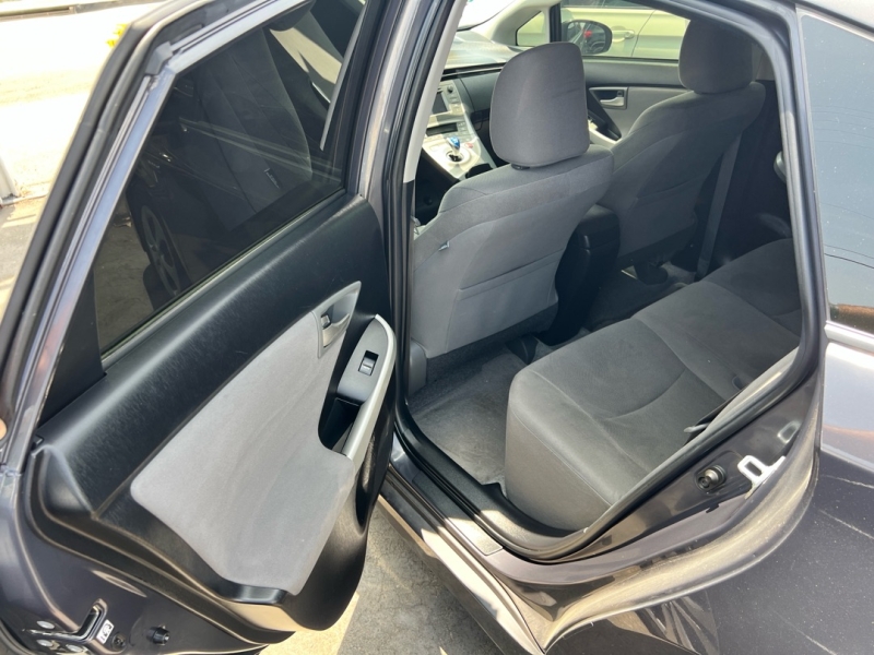 2015 Toyota Prius Four - Photo 11