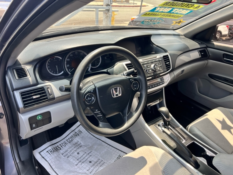2015 Honda Accord LX - Photo 9