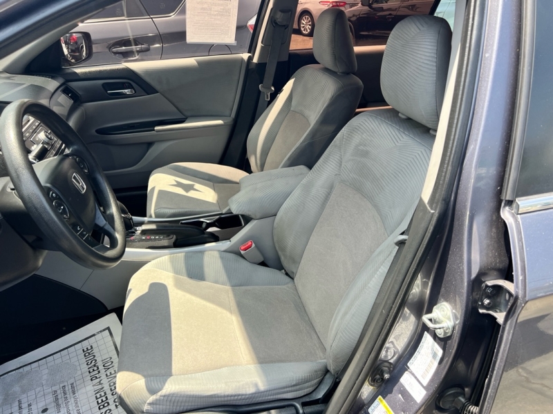 2015 Honda Accord LX - Photo 8