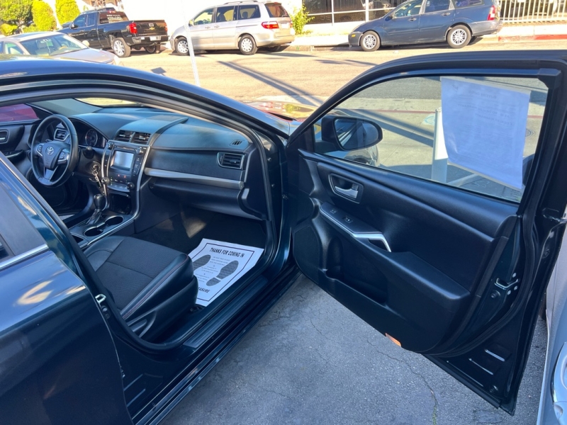 2016 Toyota Camry 22