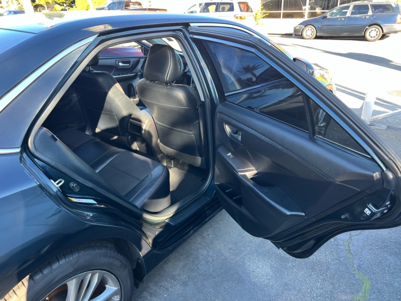 2016 Toyota Camry 17