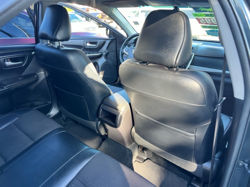 2016 Toyota Camry 24