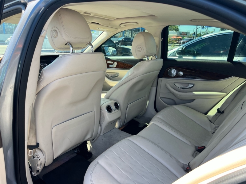 2017 Mercedes-Benz E-Class E300 - Photo 15