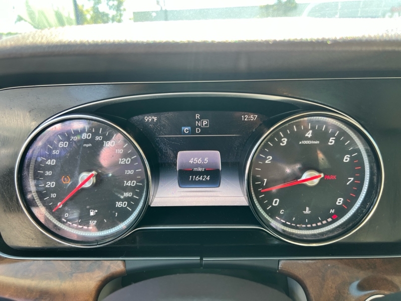 2017 Mercedes-Benz E-Class E300 - Photo 29