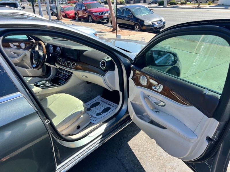 2017 Mercedes-Benz E-Class E300 - Photo 27