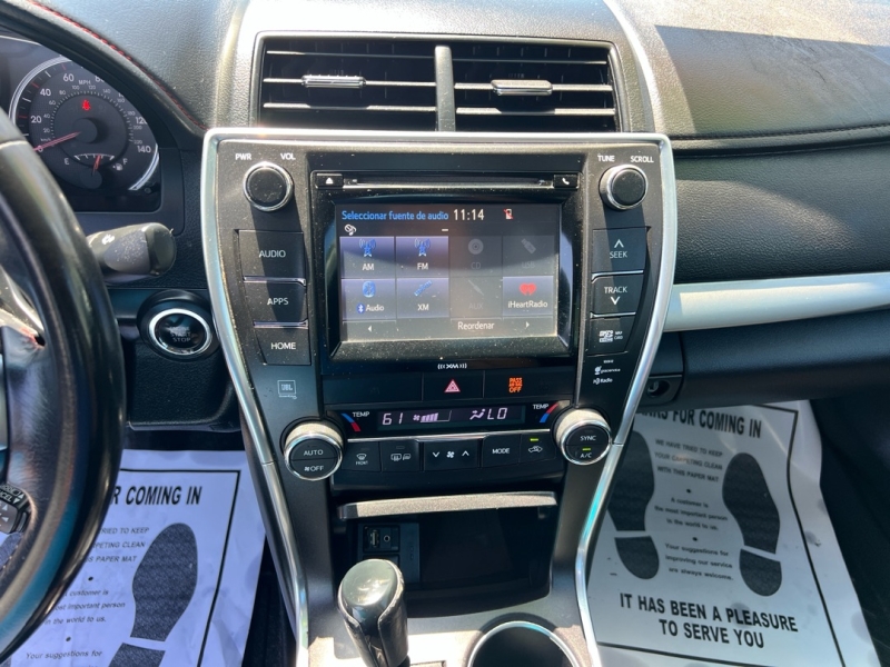 2016 Toyota Camry XSE - Photo 32