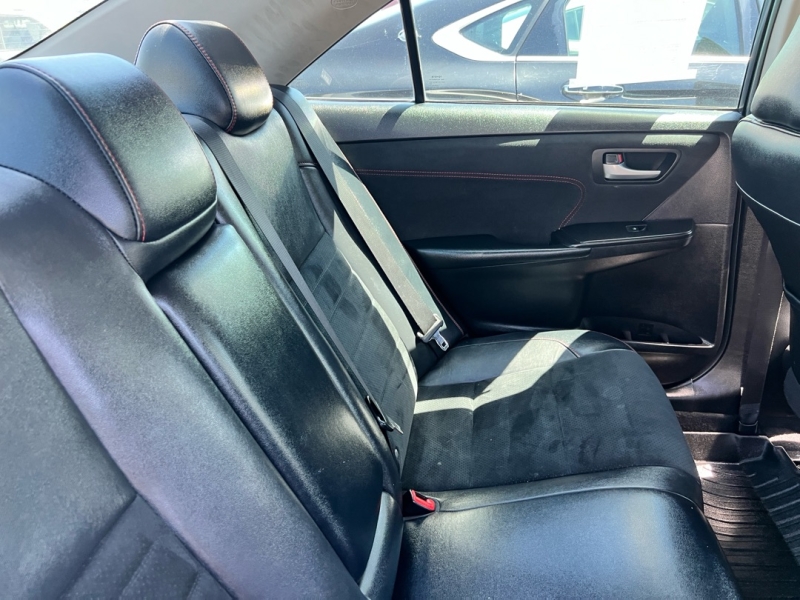 2016 Toyota Camry XSE - Photo 25