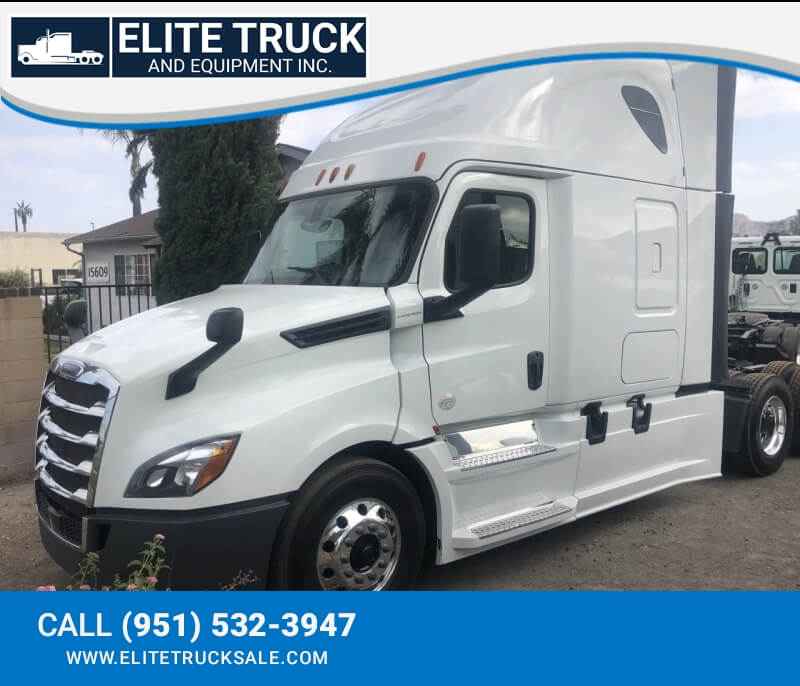 2018 Freightliner Cascadia PT126SLP