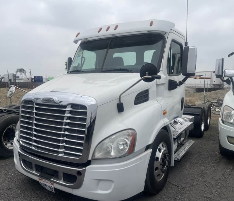 2016 Freightliner Cascadia CA