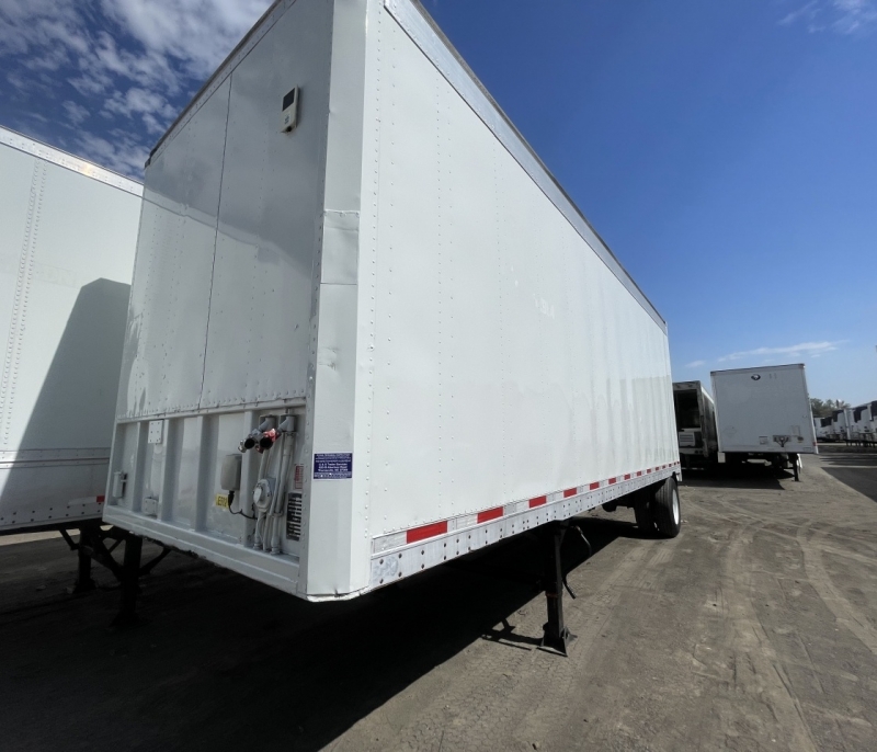 1992 Monon 28’ Pup Trailer