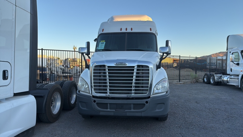 2019 FREIGHTLINER Cascadia