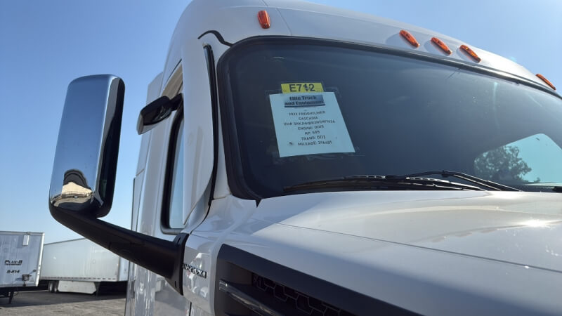 2022 FREIGHTLINER Cascadia