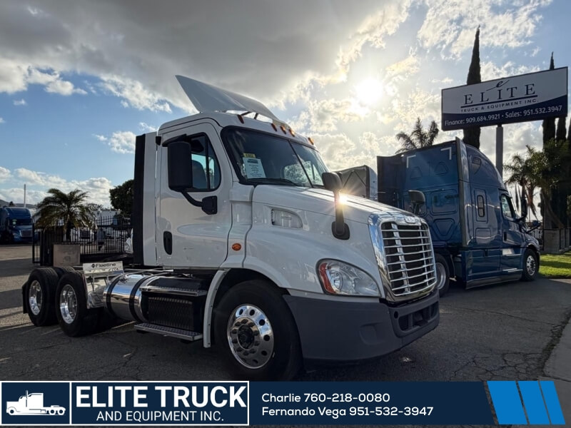 2018 FREIGHTLINER Cascadia