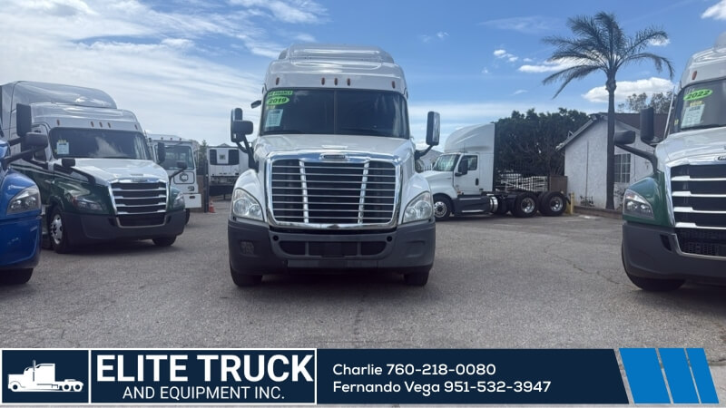 2019 FREIGHTLINER Cascadia
