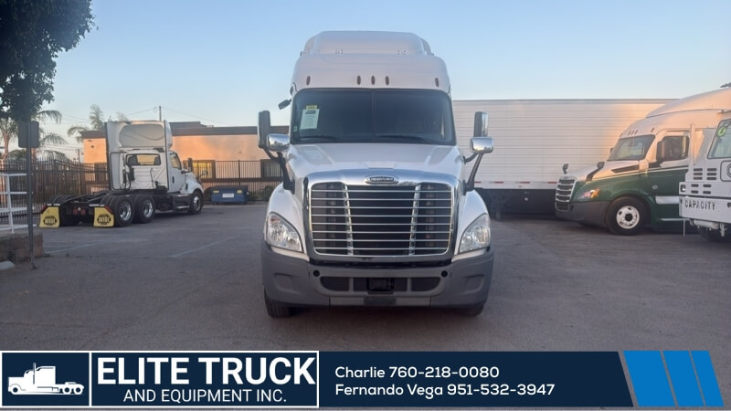 2020 FREIGHTLINER Cascadia