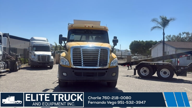 2014 FREIGHTLINER Cascadia 