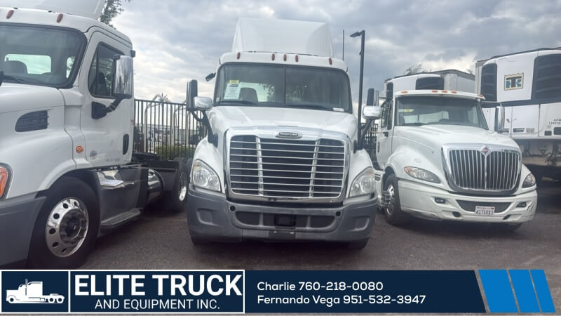 2019 FREIGHTLINER Cascadia 