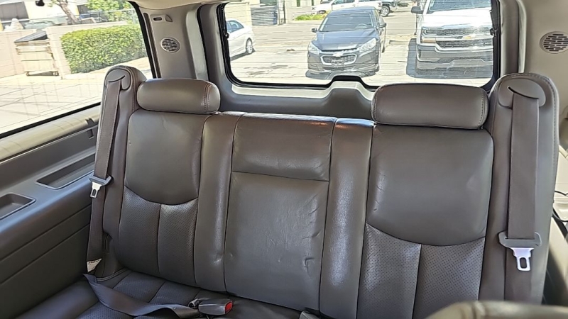 2005 Cadillac Escalade ESV Base - Photo 14