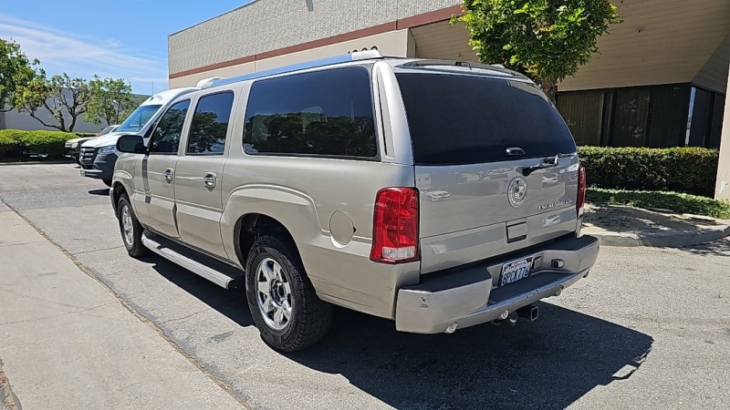 2005 Cadillac Escalade ESV Base - Photo 6