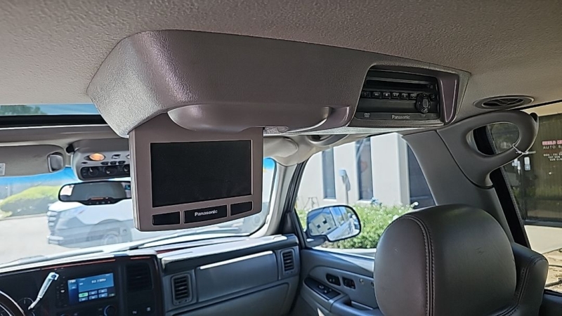 2005 Cadillac Escalade ESV Base - Photo 15