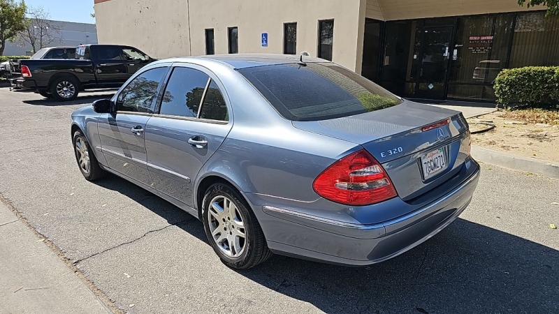2005 Mercedes-Benz E-Class E 320