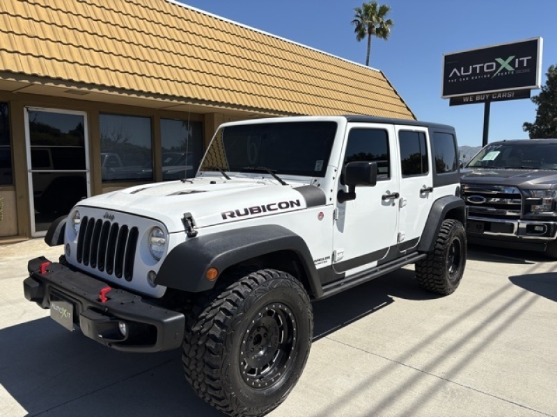 2015 Jeep Wrangler Unlimited Rubicon's photo