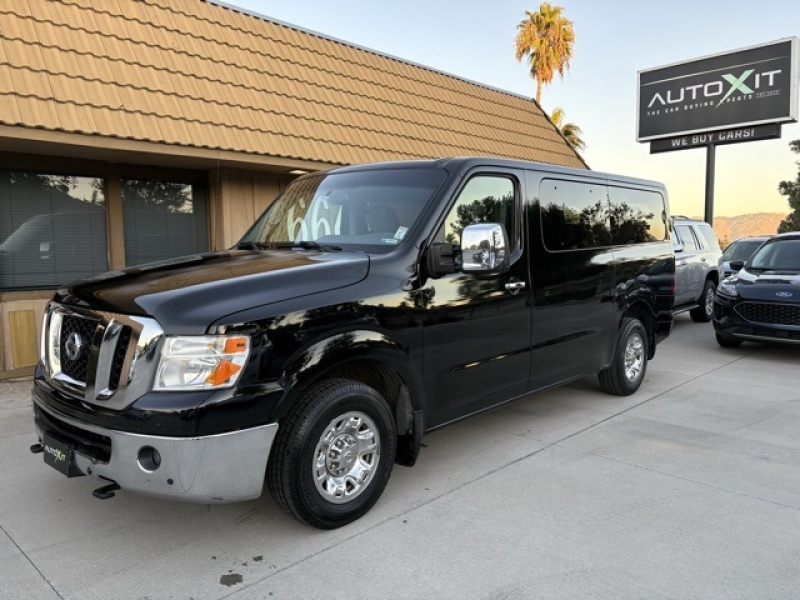 2016 Nissan NV Passenger SL