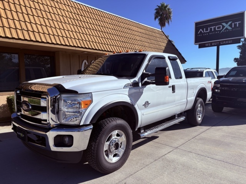 2015 Ford F-350 Super Duty XLT's photo
