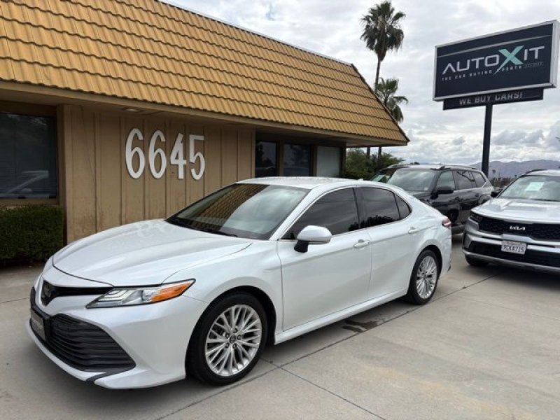 2019 Toyota Camry XLE