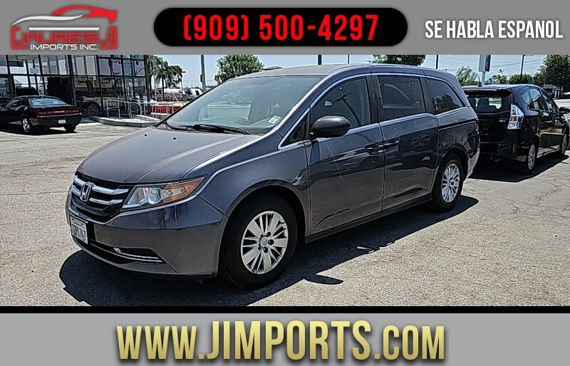 2015 Honda Odyssey LX's photo