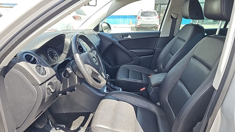 2014 Volkswagen Tiguan SE - Photo 8