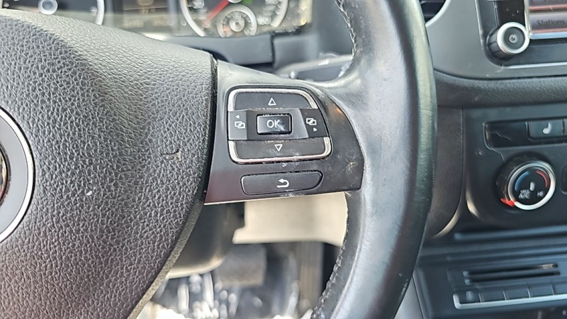 2014 Volkswagen Tiguan SE - Photo 13
