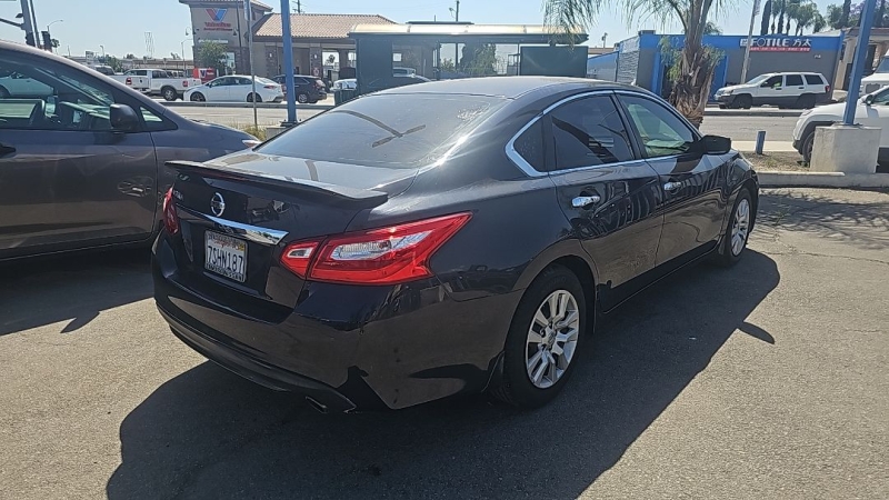 2016 Nissan Altima S - Photo 6