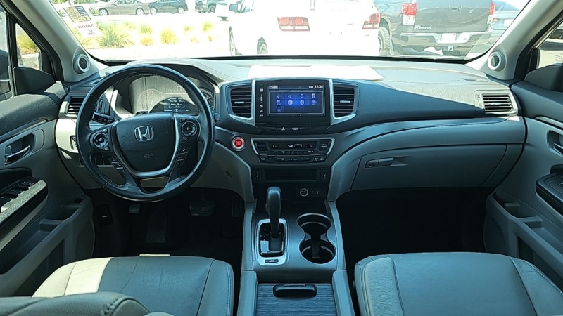 2016 Honda Pilot EX-L - Photo 16