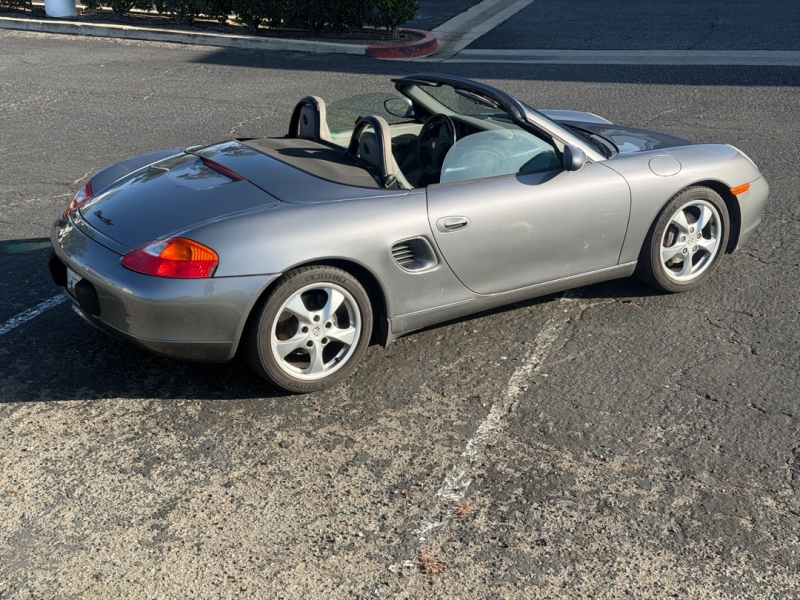 2002 Porsche Boxster Base