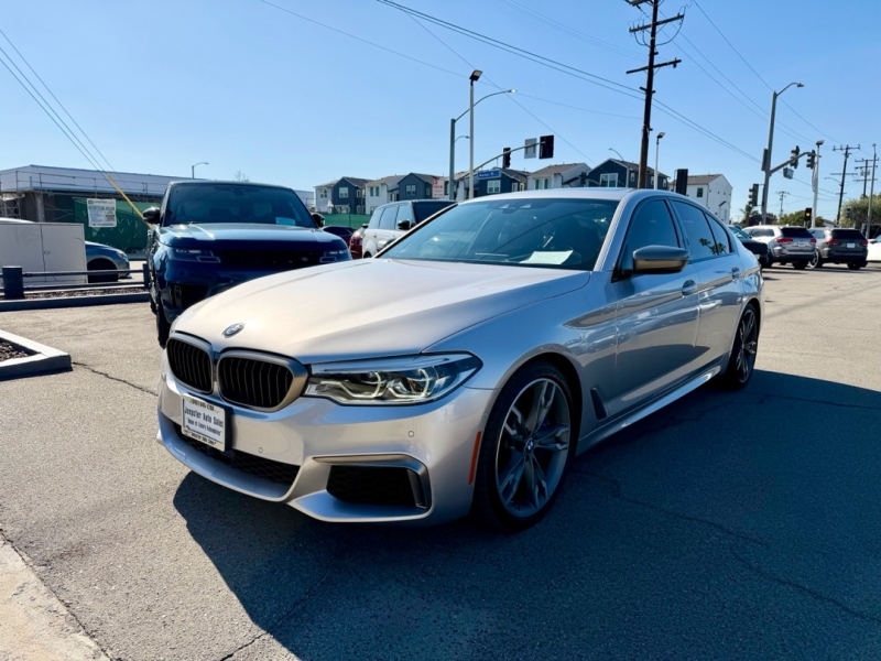 2019 BMW 5 Series M550i's photo