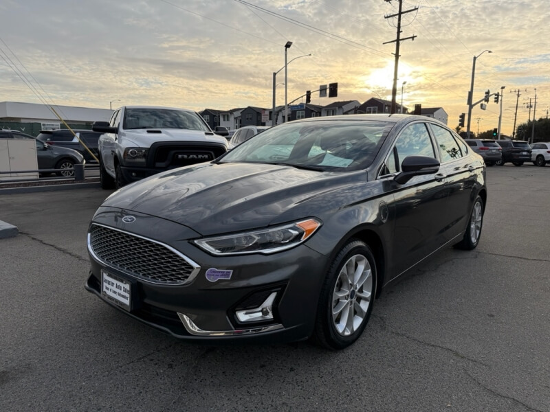 2019 Ford Fusion Energi Titanium