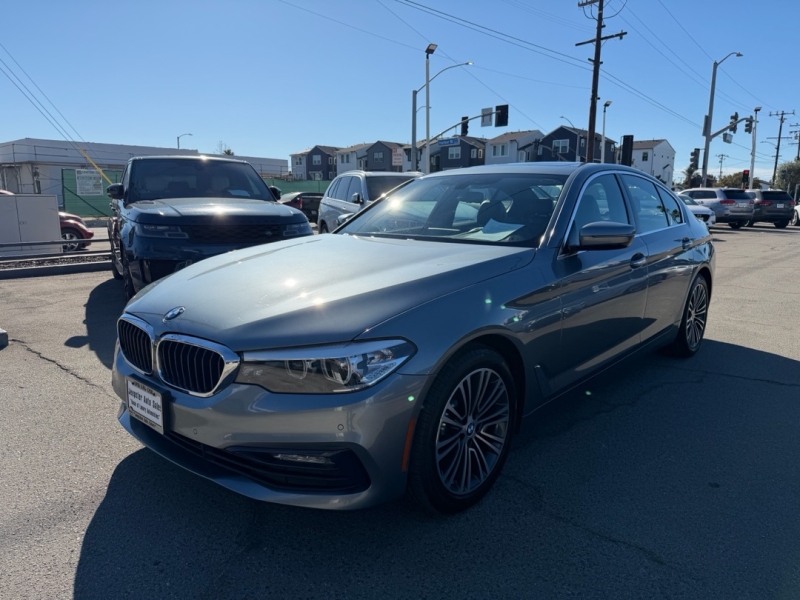 2018 BMW 5 Series 530i