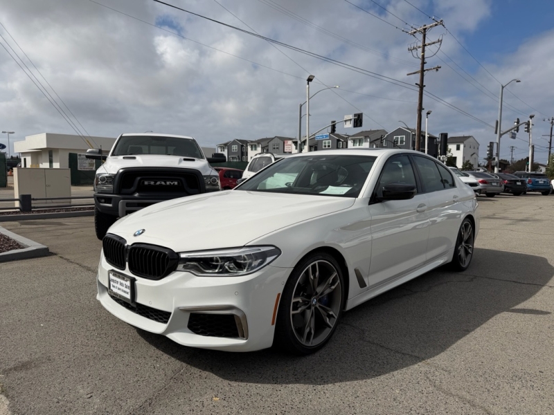 2020 BMW M550xi Sedan