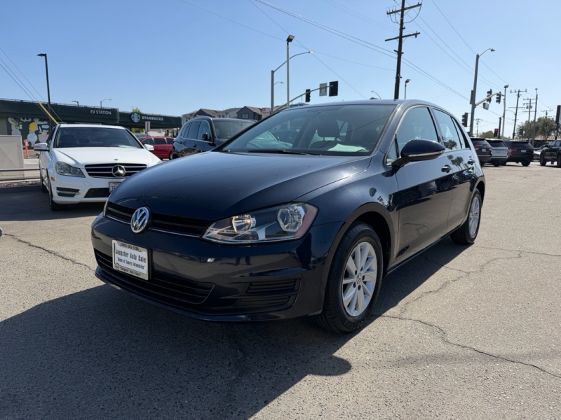 2016 Volkswagen Golf TSI S 4-Door Auto's photo