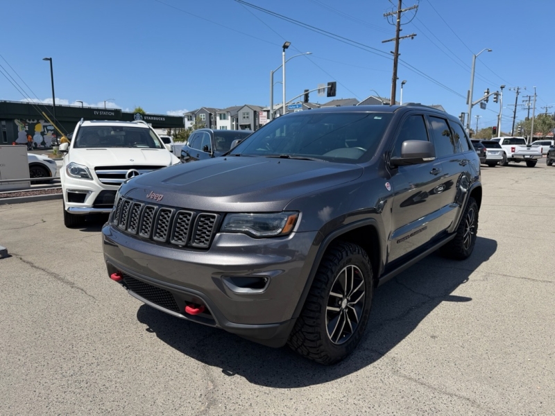 2017 Jeep Grand Cherokee Trailhawk 4WD's photo