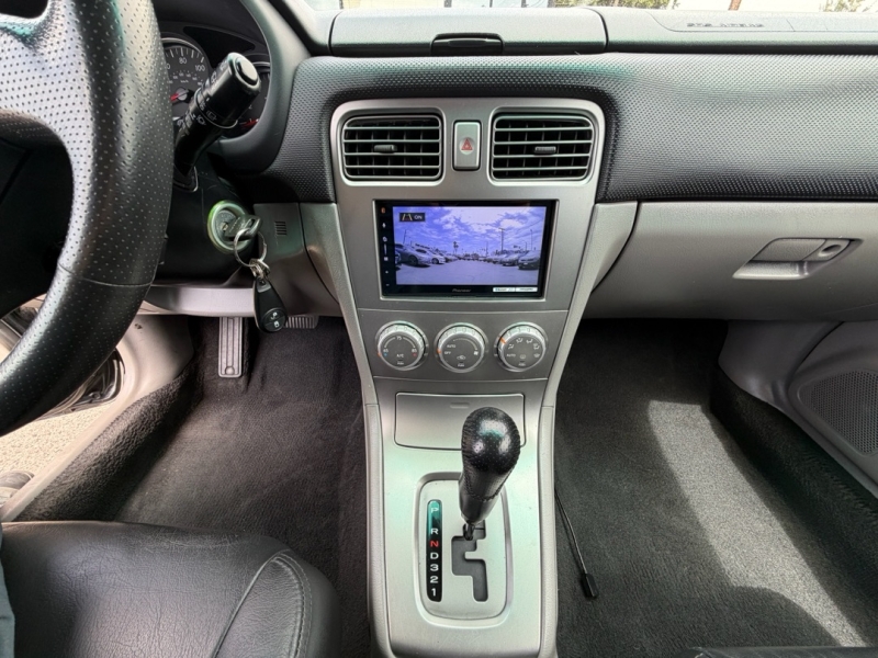 2005 Subaru Forester XT - Photo 13